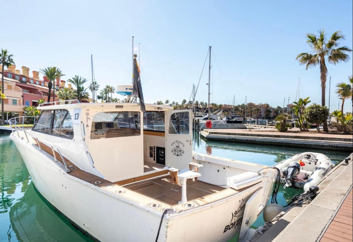 Barco Americano Sotogrande Torreguadiaro Exterior photo