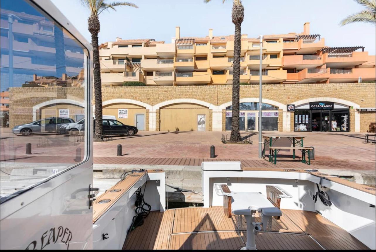 Barco Americano Sotogrande Torreguadiaro Exterior photo